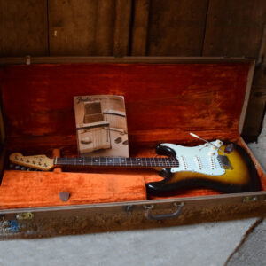 Fender Stratocaster Sunburst 1960 - in case